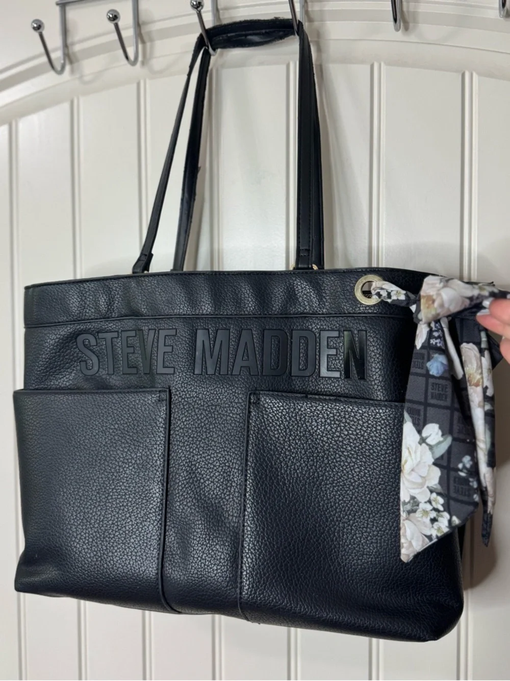 STEVE MADDEN 🪷 Pebbled Black Leather Large Laptop Tote, Floral Scarf Accent